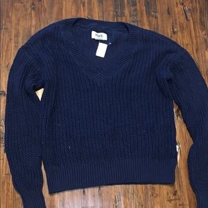 Victoria Secret- TAGS ON Sweater